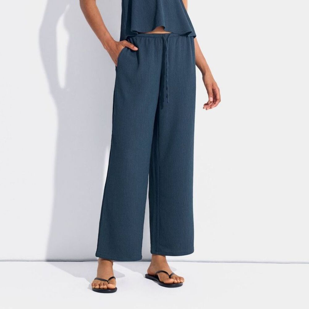 Women's Low-Rise Textured Wide Leg Relaxed Pull-On Pants - Black Wash S